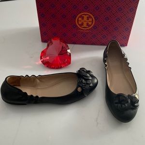 Black Tory flats